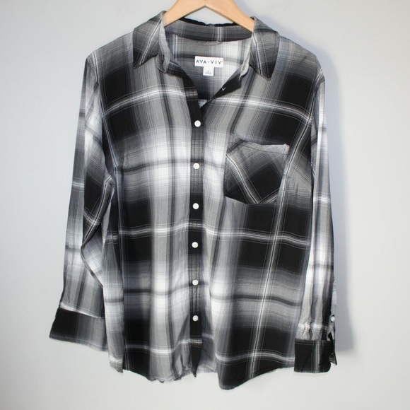 Ava & Viv Button Down Shirt Plaid HW6356 - Picture 2 of 5